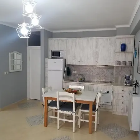 Fancy Sea View 1 Apartment *